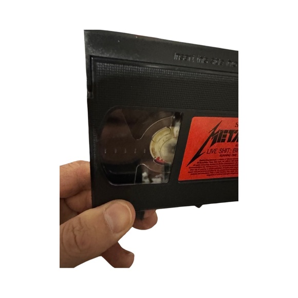Metallica Live Shxt Binge and Purge VHS Set:  Like NEW! 90’s Concert Film - Picture 6 of 12